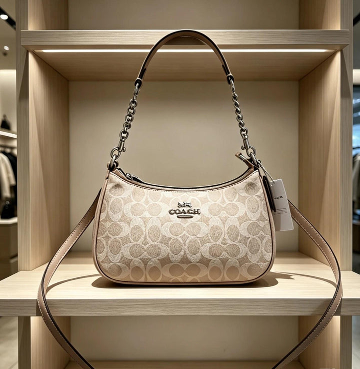 Coach CAF82 Denim/Natural Teri Shoulder Signature Denim